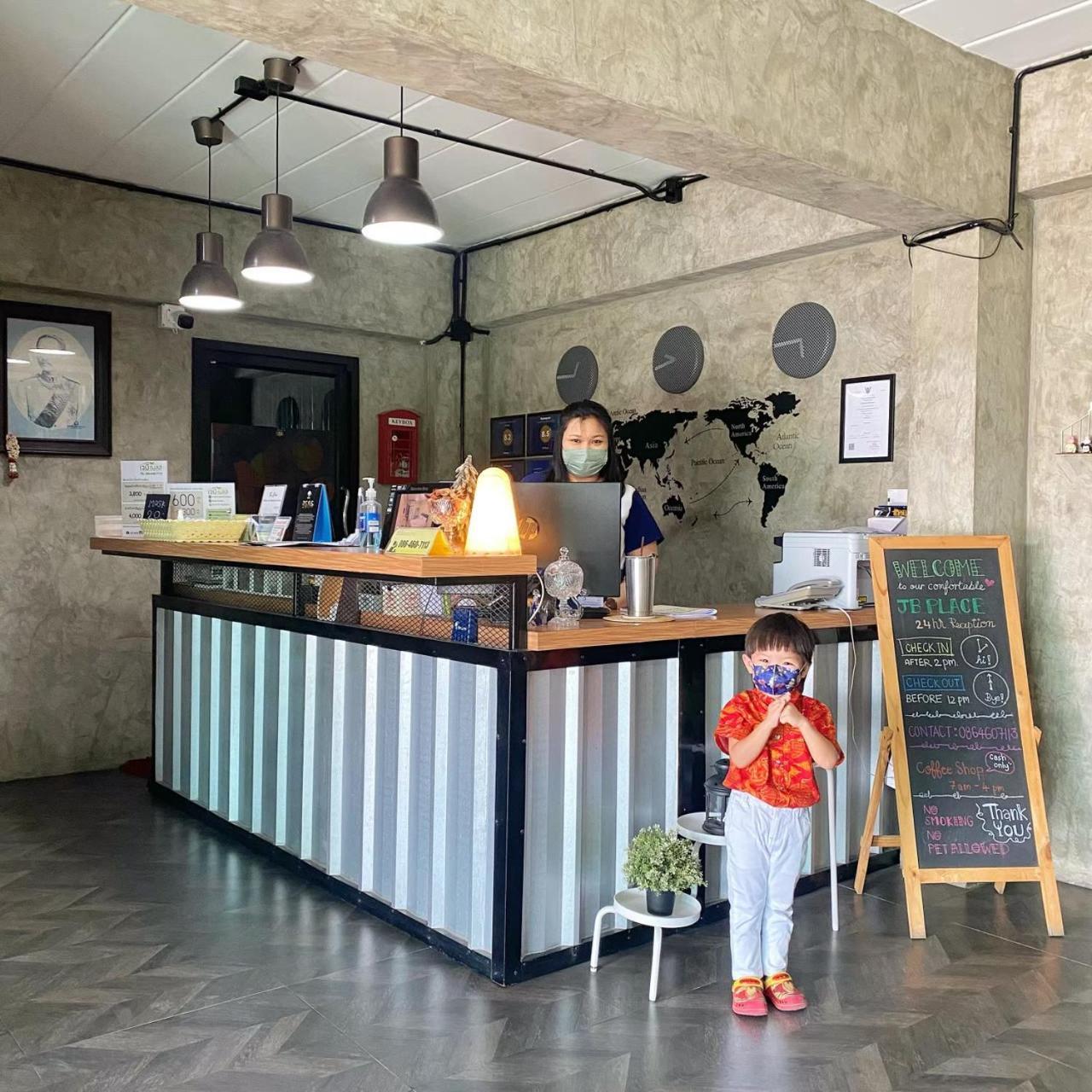 Jb Place Nakhon Pathom Bagian luar foto