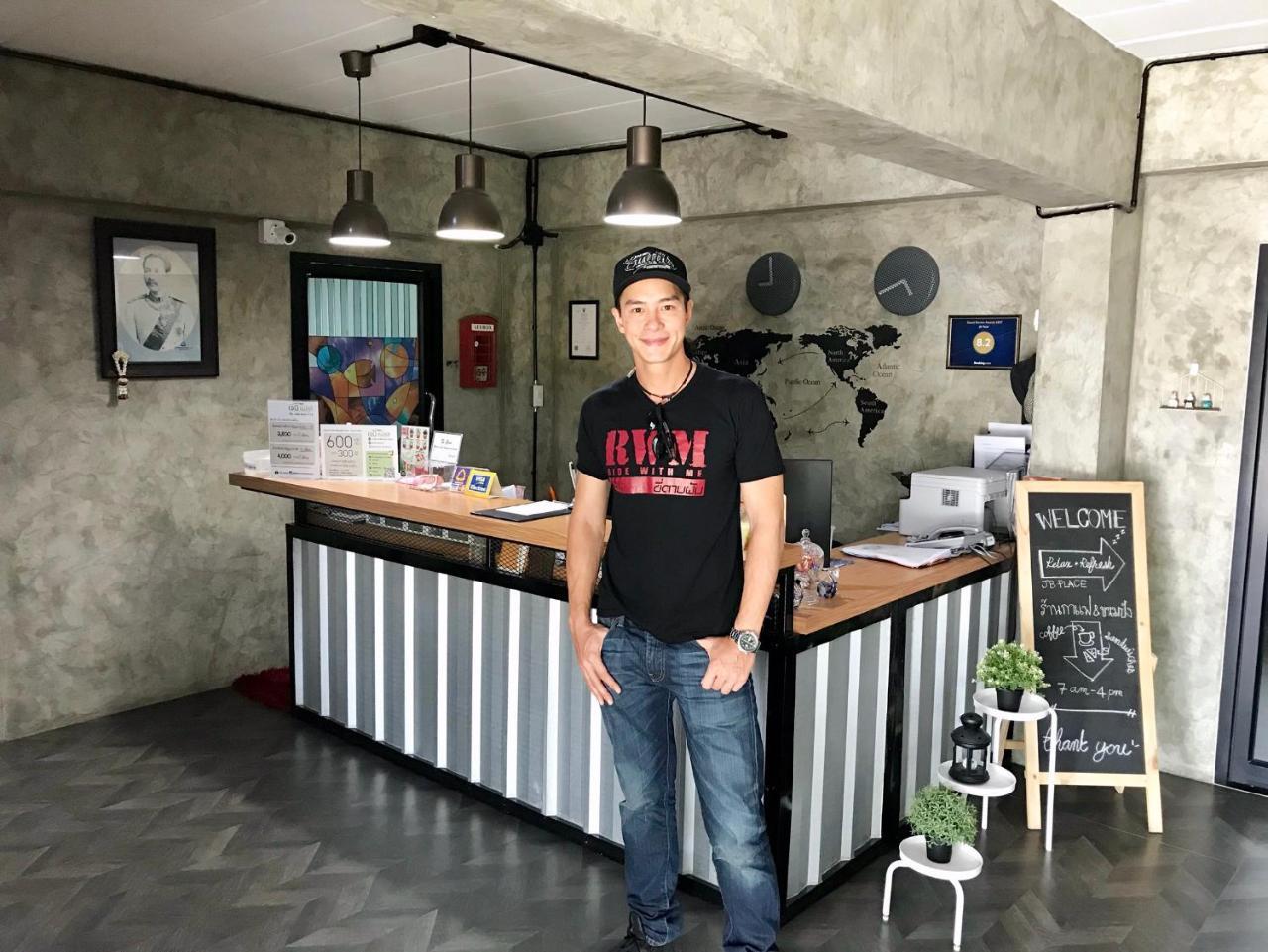 Jb Place Nakhon Pathom Bagian luar foto